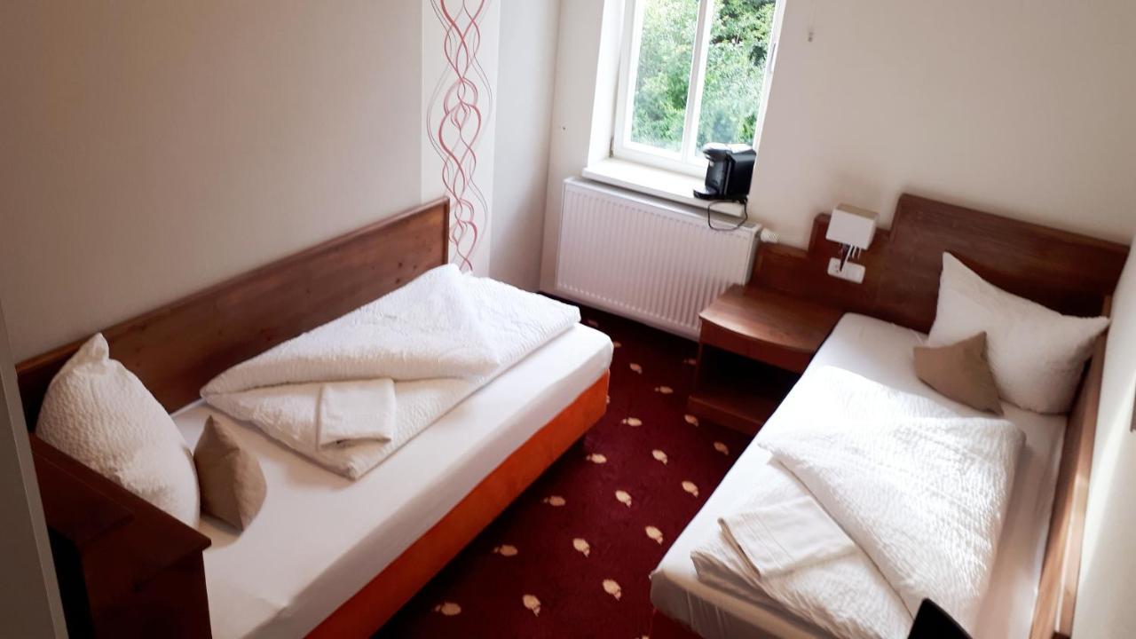 Pension Duever Themar Exteriér fotografie